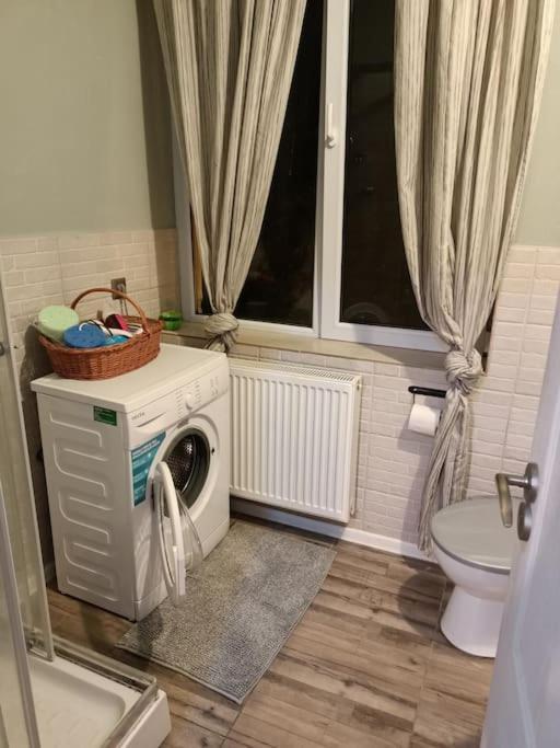 Lovely Apartament In Bucharest, Baba Novac Area Экстерьер фото