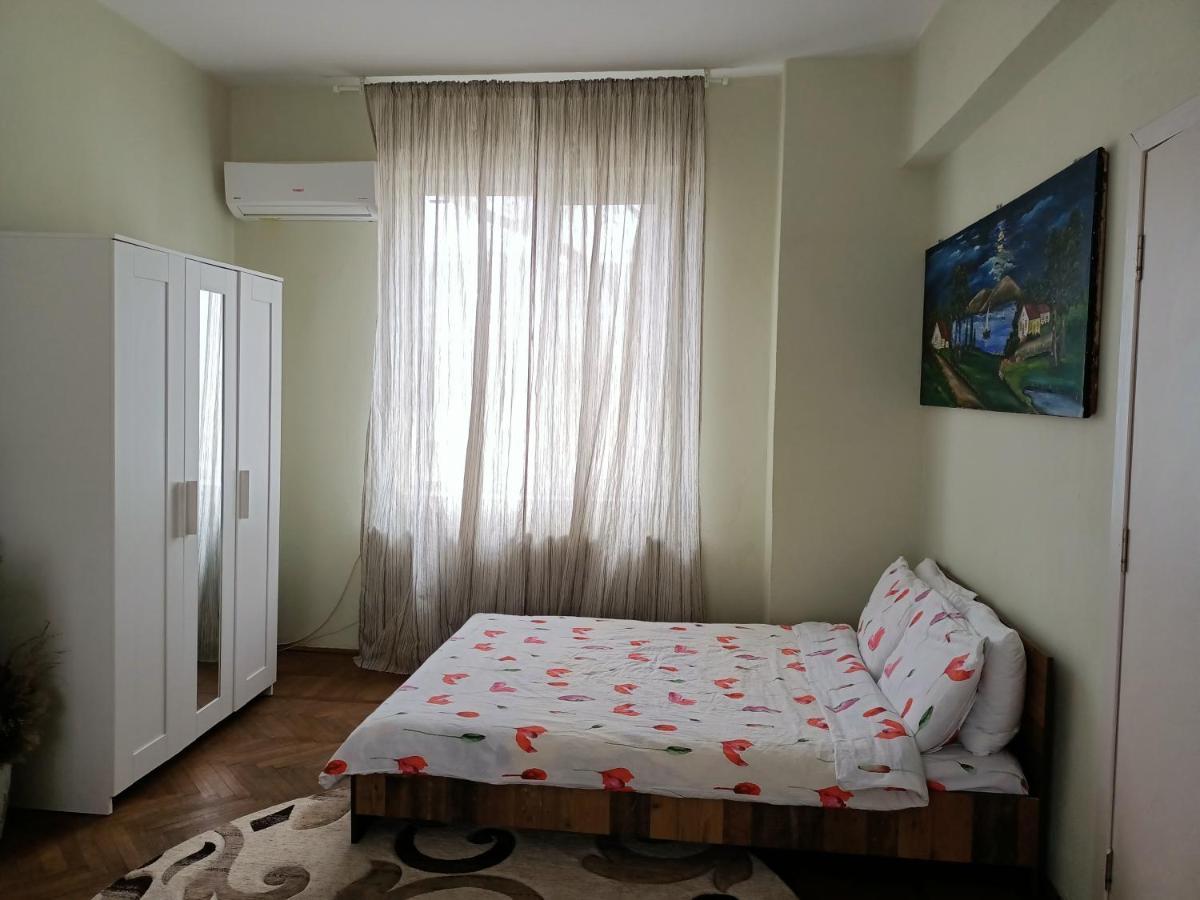 Lovely Apartament In Bucharest, Baba Novac Area Экстерьер фото